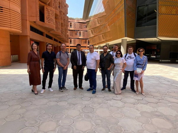 Стартовала бизнес-миссия «Деловой России» в ОАЭ.  В первый день делегация посетила Masdar City и KEZAD