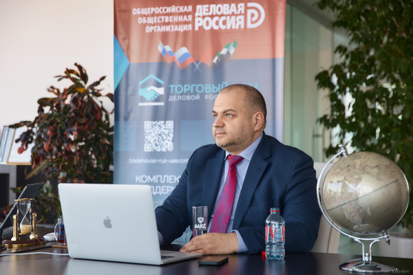 Maksim Zagornov, Business Ambassador of Business Russia to the UAE, gives an interview to Izvestia newspaper