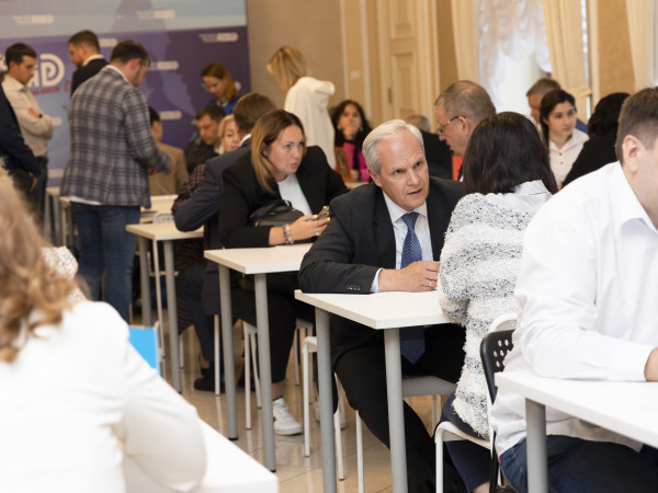 Maksim Zagornov takes part in Business Matchmaking with Trade Representatives of the Russian Federation abroad