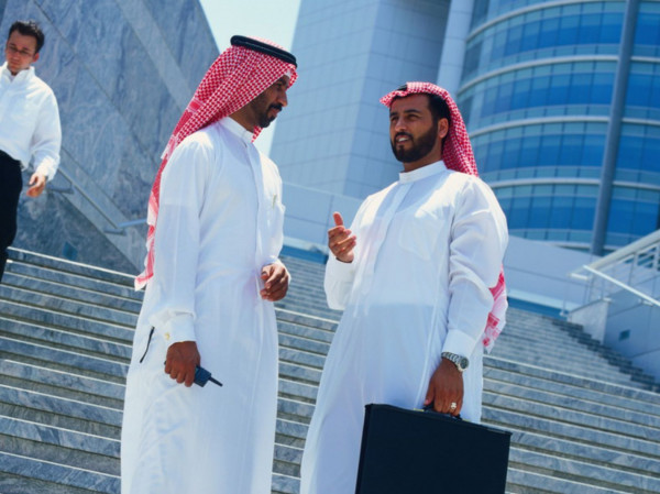 Власти ОАЭ обяжут компании нанимать эмиратцев