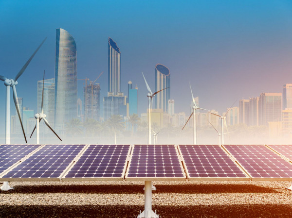 В Абу-Даби запустили солнечную электростанцию