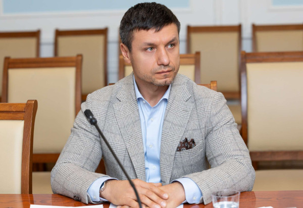Интеграцию технологий искусственного интеллекта и электроэнергетики обсудили на заседании  подкомитета по малой генерации «Деловой России»