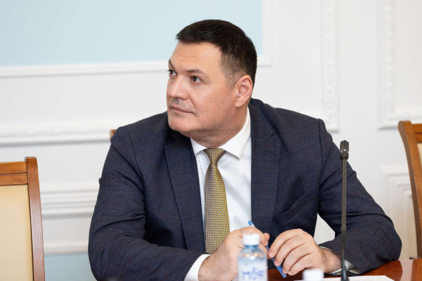 Интеграцию технологий искусственного интеллекта и электроэнергетики обсудили на заседании  подкомитета по малой генерации «Деловой России»